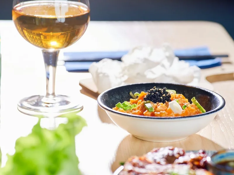 Ho's Tapas Kök & Bar