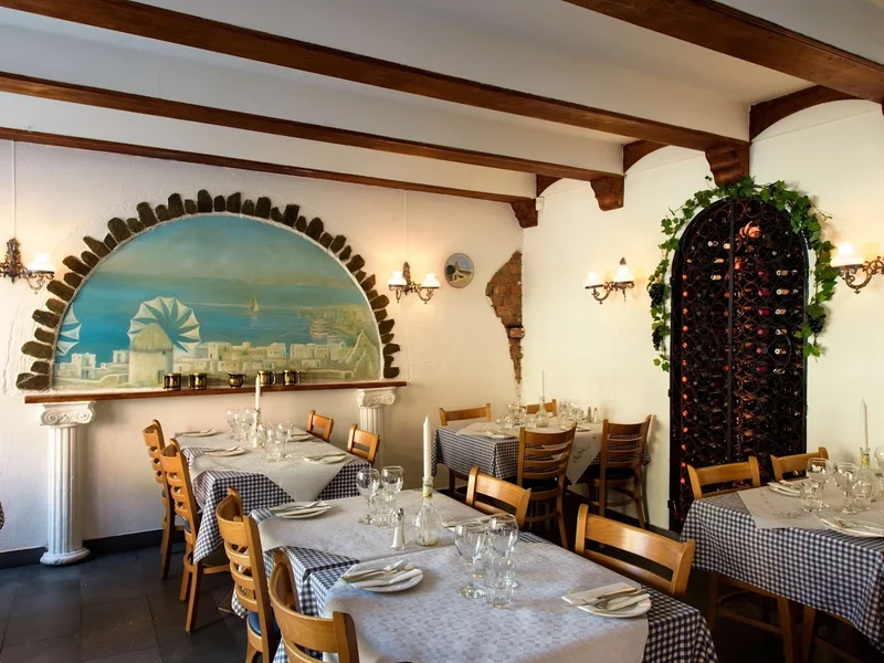 Mykonos Taverna