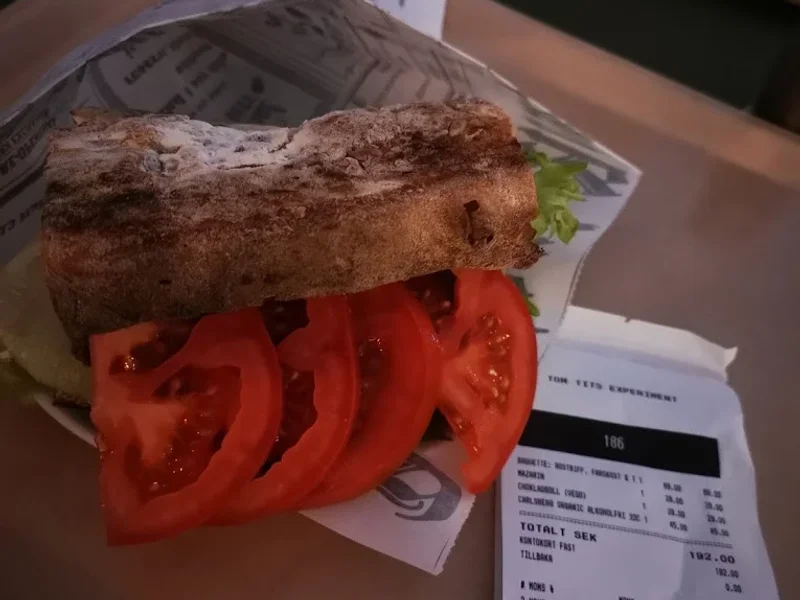 Tom Tits Organic Lunch Restaurant