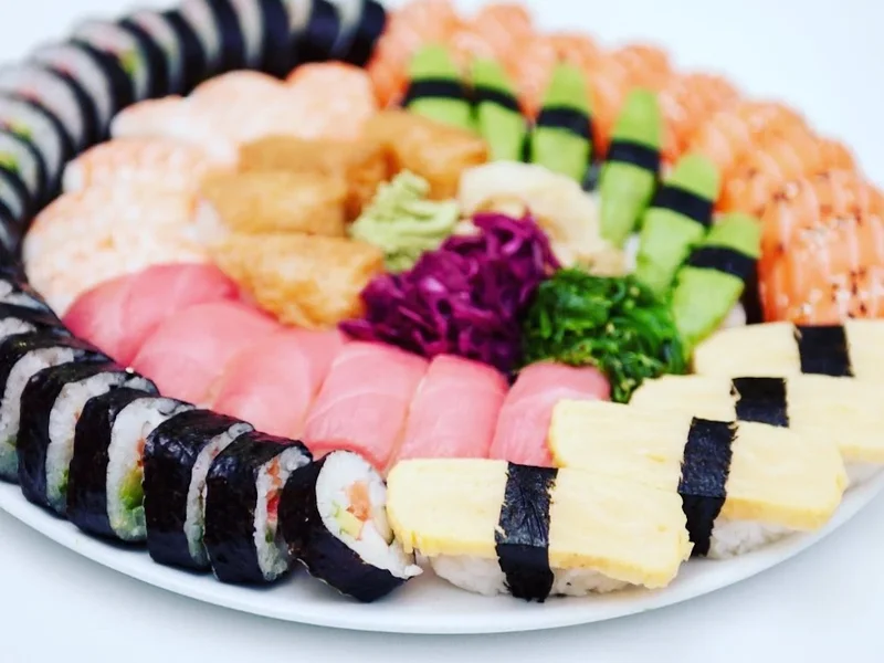 Um Thai & Sushi Huddinge