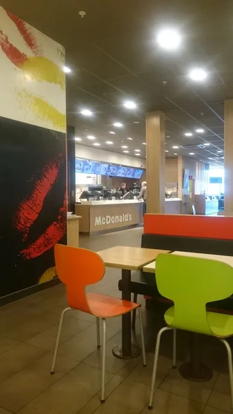 McDonald's Täby Centrum