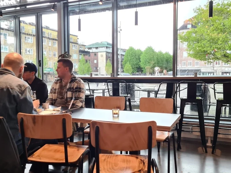 Sour Café & Bar