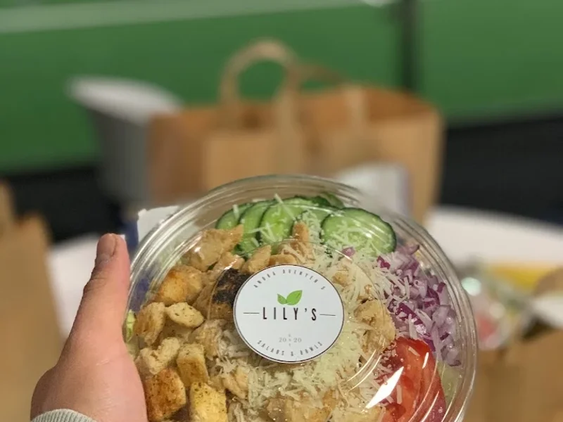 Lily´s salads & bowls