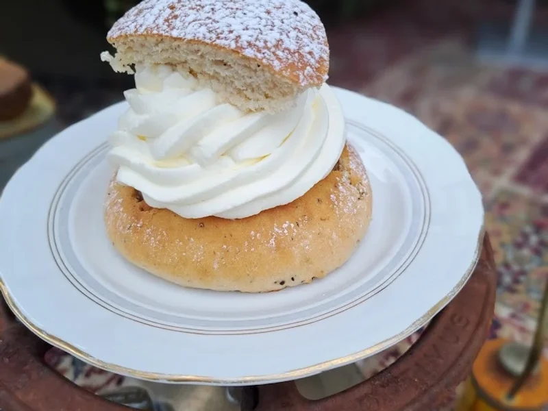 Nolbygårds Ekobageri & Kafé