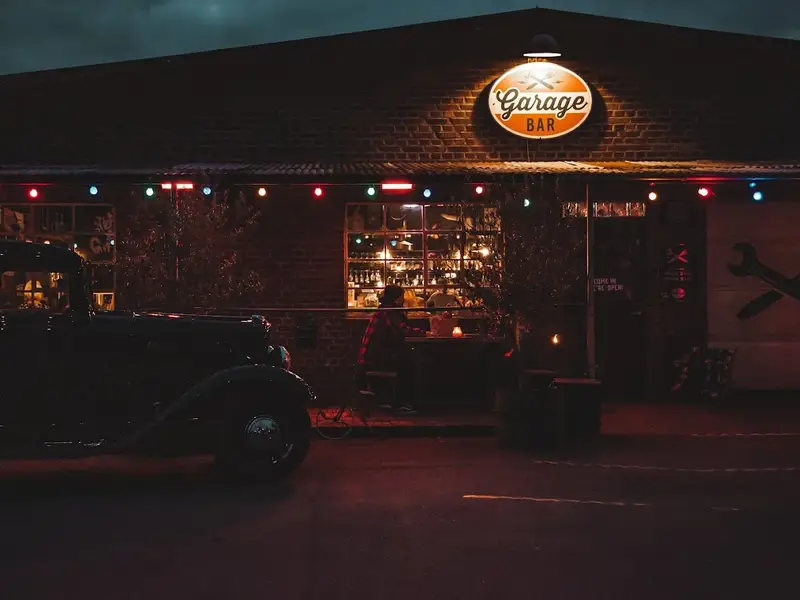 Garage bar
