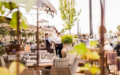 Lista 16 restaurangerna med uteservering i Båstad Skåne