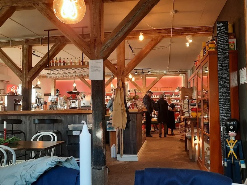 Ladugård 206 I Saluhall I Ost I Delikatesser I Bistro I Inredning