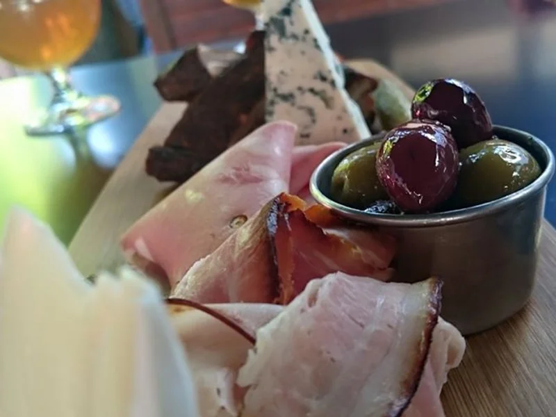 Knäppingen Spiseri & Bryggeri