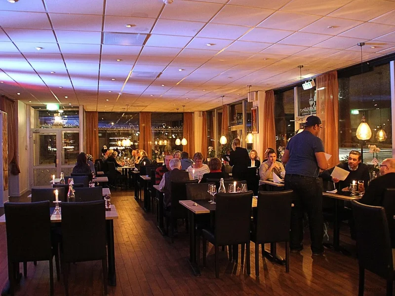 Bistro Serrano - Restaurang Mjölby