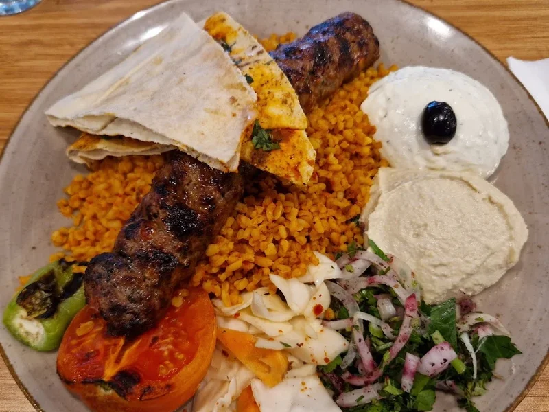 Walla Tamam Libanesisk Grill och Bar Enköping