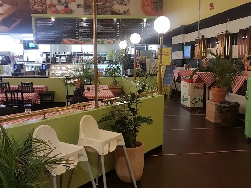 Rosalis Deli