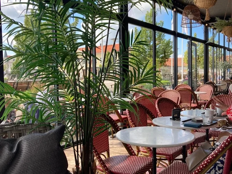 Tullen 8:2 | Café & Bistro