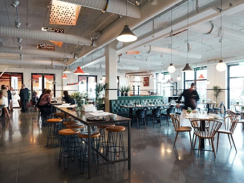 Madame Brasserie & Café