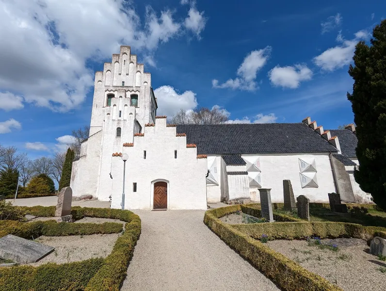 Hardeberga Kyrka