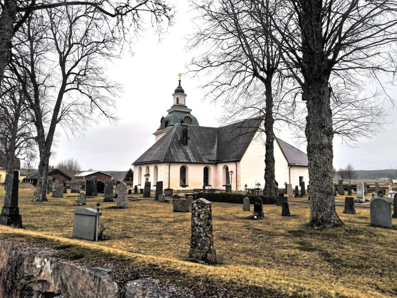 Tjällmo Kyrka