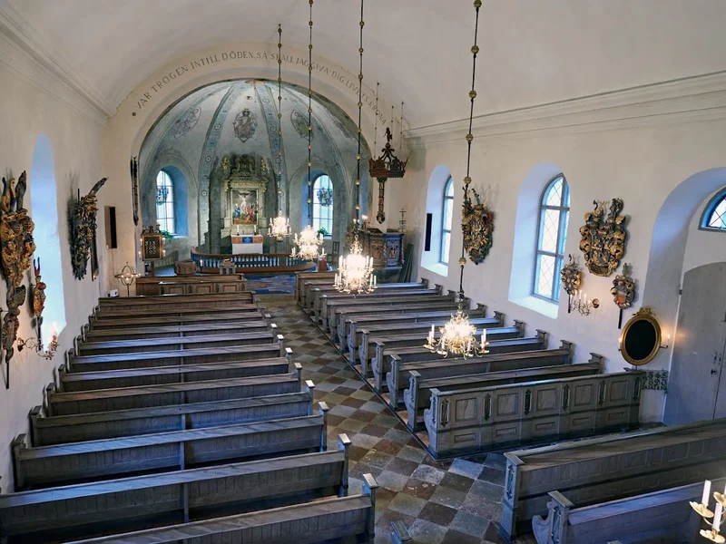 Ekeby kyrka