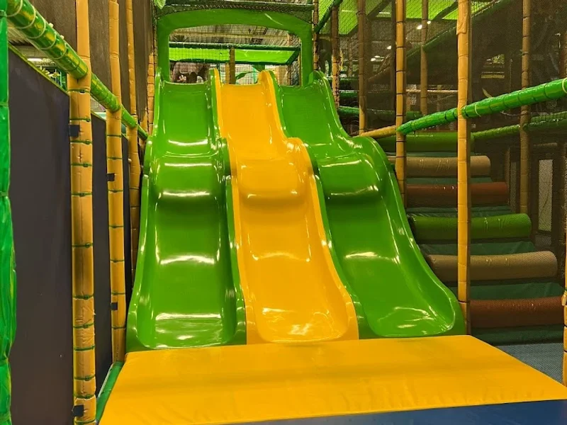 Barnpalatset amusment AB