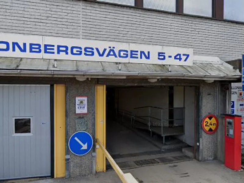 Lekplats, Hallonbergsvägen 29