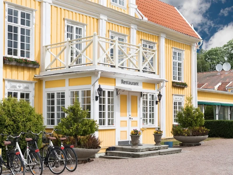 Ronnums Herrgård | Collection by Ligula