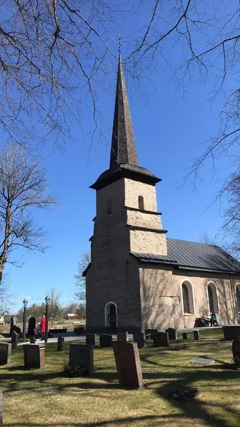 Ekers kyrka