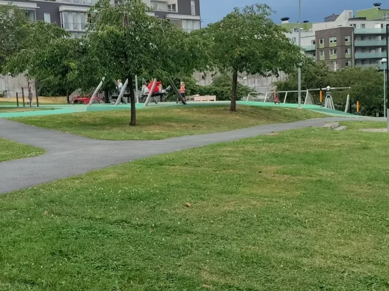 Lekplats/Recreation Ground