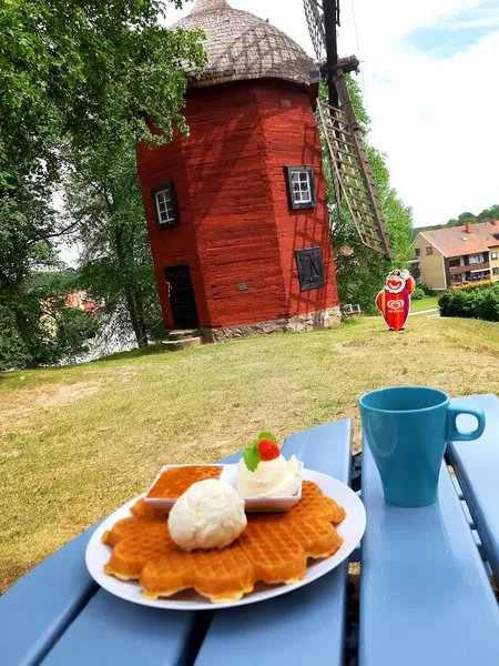 Korskullens Camping, Stugor & Café