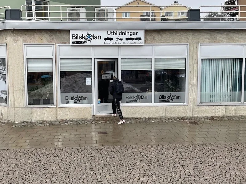 Bilskolan Mitt i Stan Motala