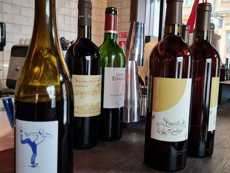 Glou Glou Vinbar & Matsal