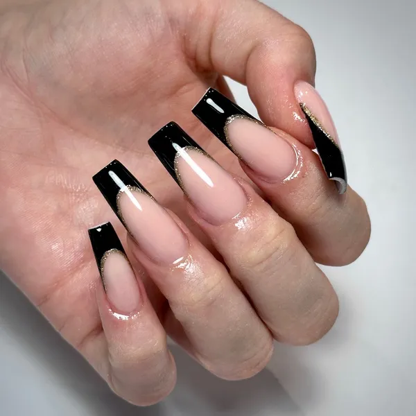 Zeo nails