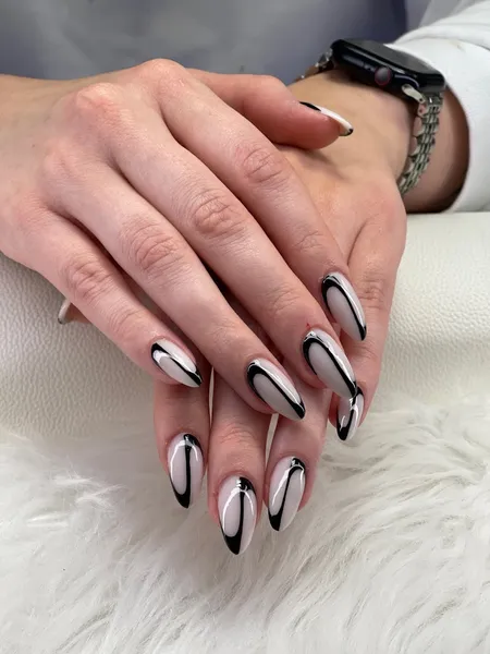 CDs beauty nails