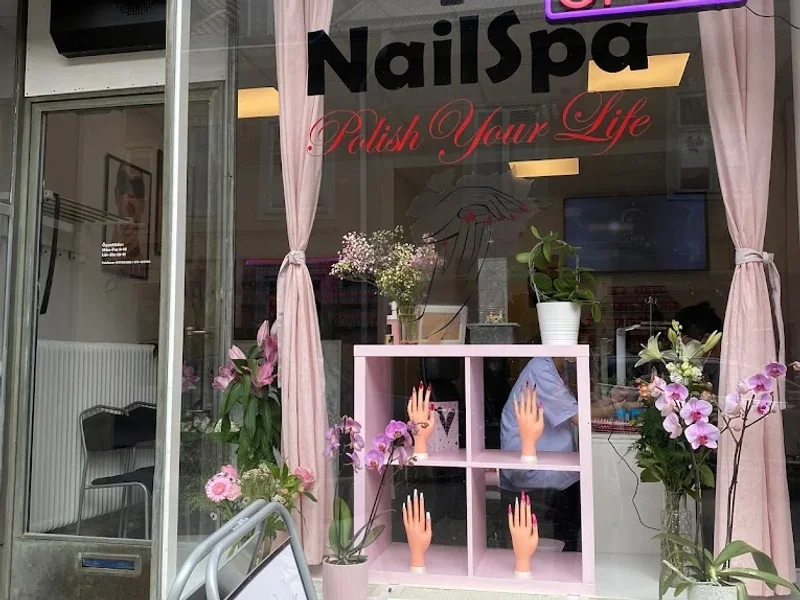 QS NailSpa