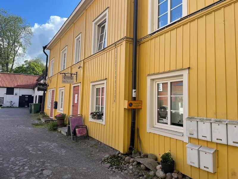 Linné Kroppsvård