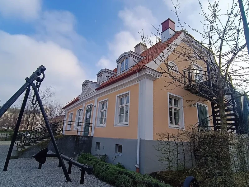 Carl M Lundh salong/Aderans Haircenter