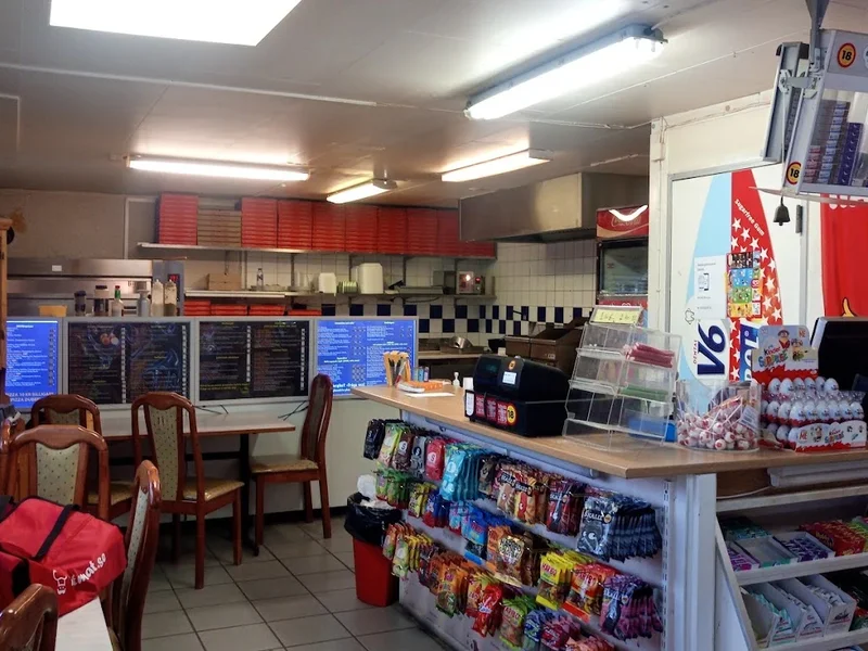 Tölö Pizza & Kiosk