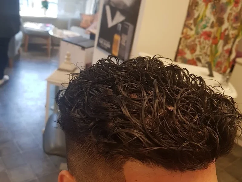 Skönhetshuset - Frisör Solna