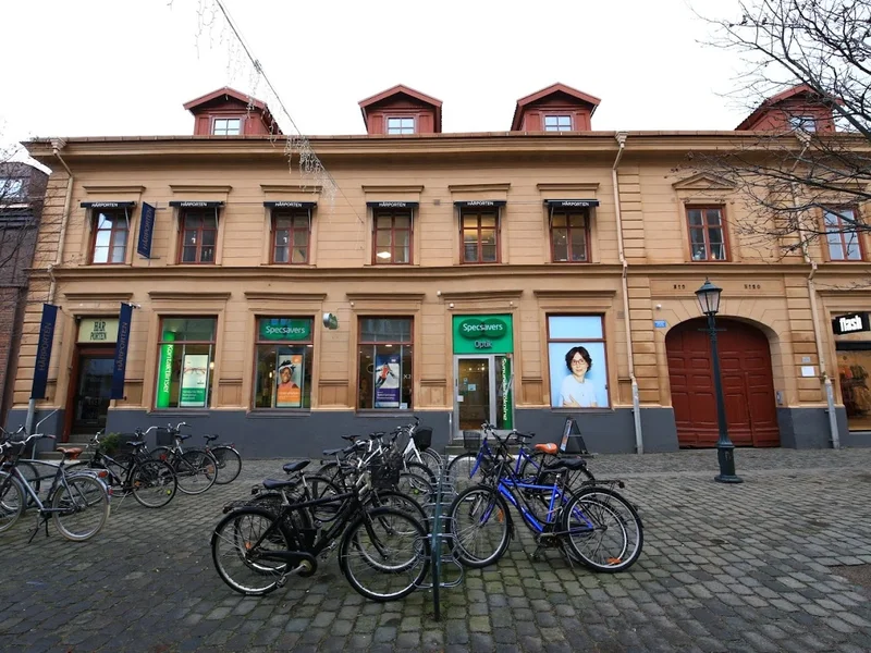 Hårporten - Galleri AB