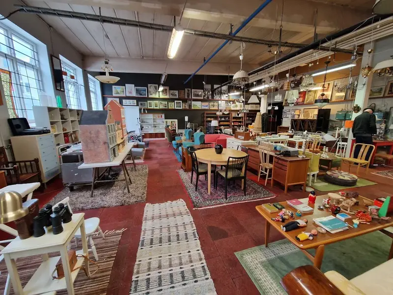 Fyndet Antik & kuriosa