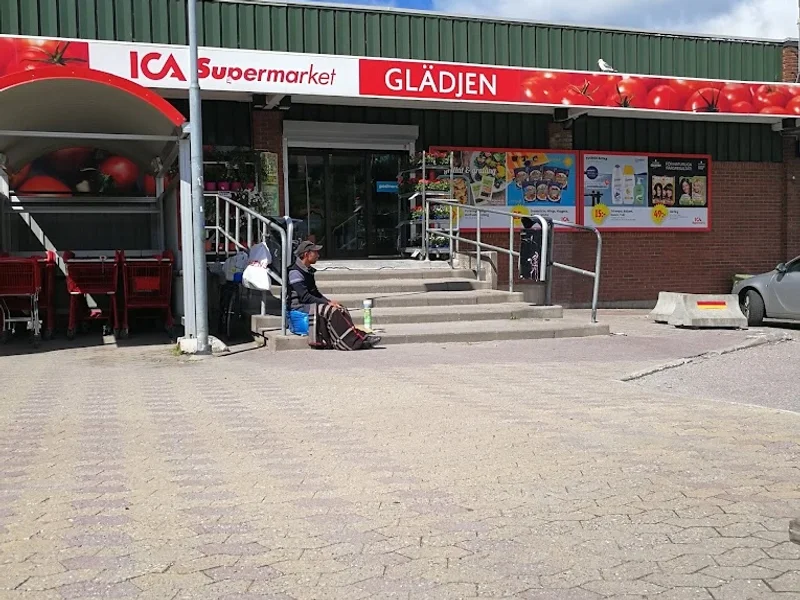 ICA Supermarket Glädjen