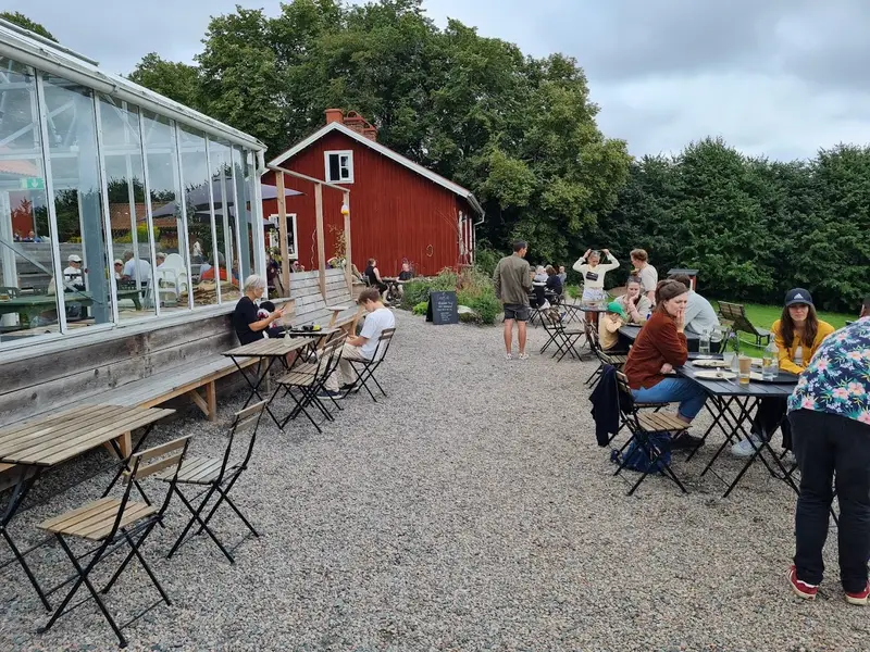 Råda Säteri Trädgårdscafé