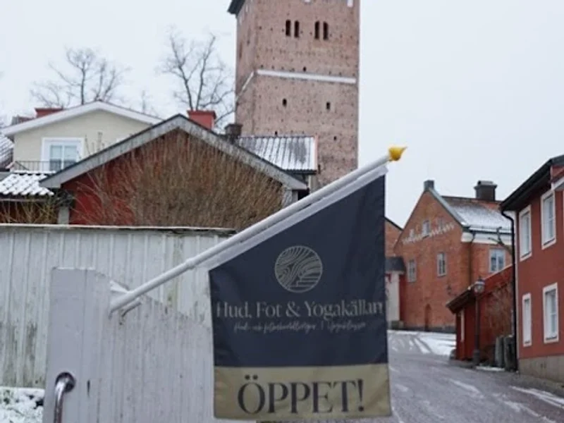 Hud Fot & Yogakällan