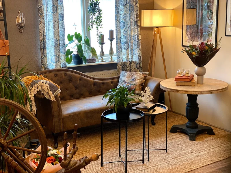 Salong Vi, Frisörsalong & Nagelsalong