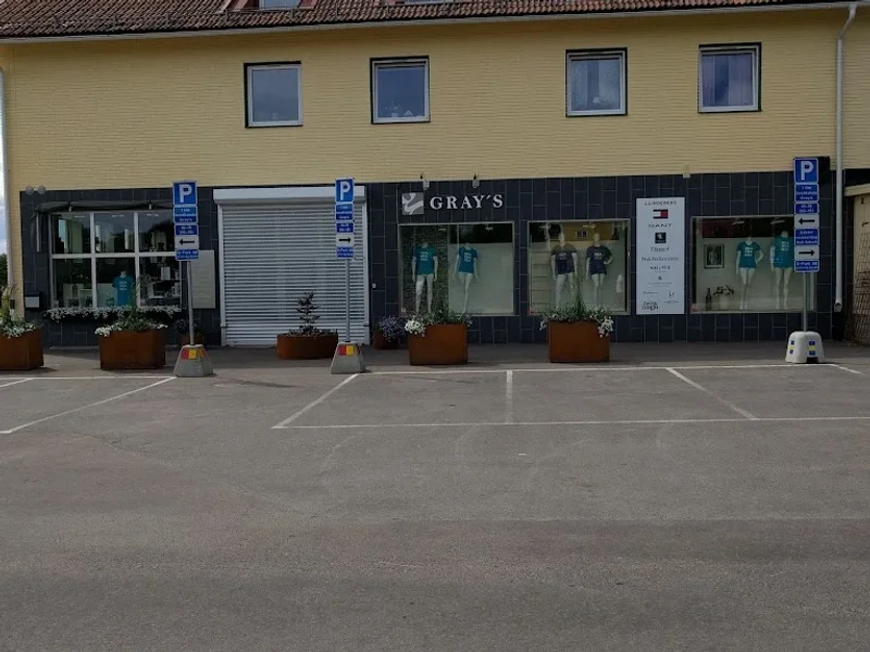 Gray's dam och herr mode i Mora