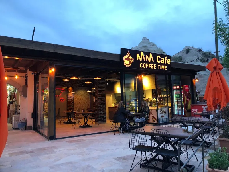 M&M Cafe