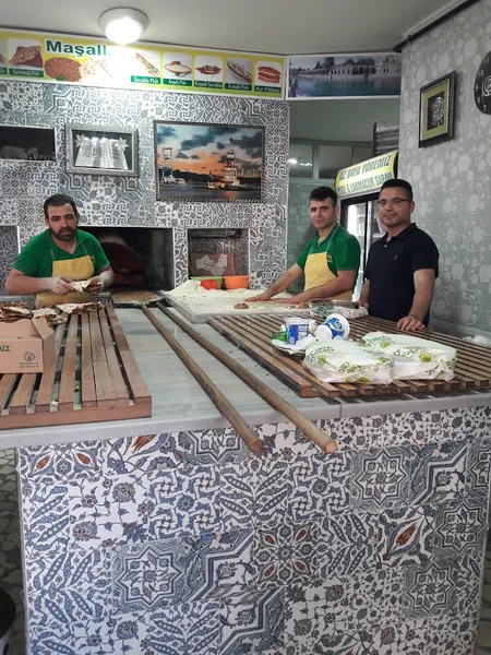 Öz Urfa Yöremiz Pide Lahmacun Sarayı