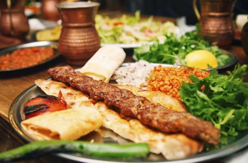 ARDIÇLI KEBAP LAHMACUN PİDE