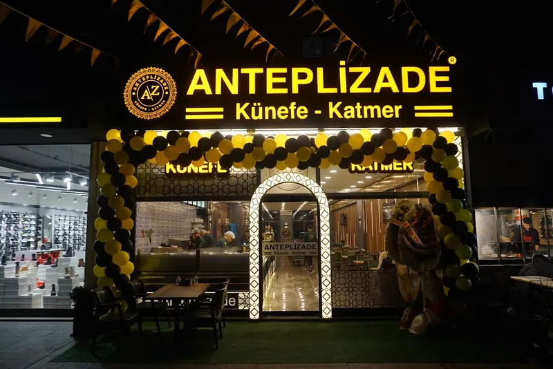 Anteplizade künefe ve katmer