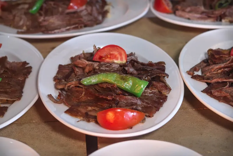 İkram Et Halkalı ( Döner Kebap Köfte Pide Lahmacun Izgara )