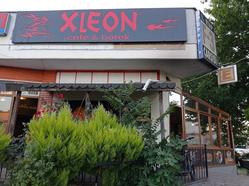 Xleon Cafe