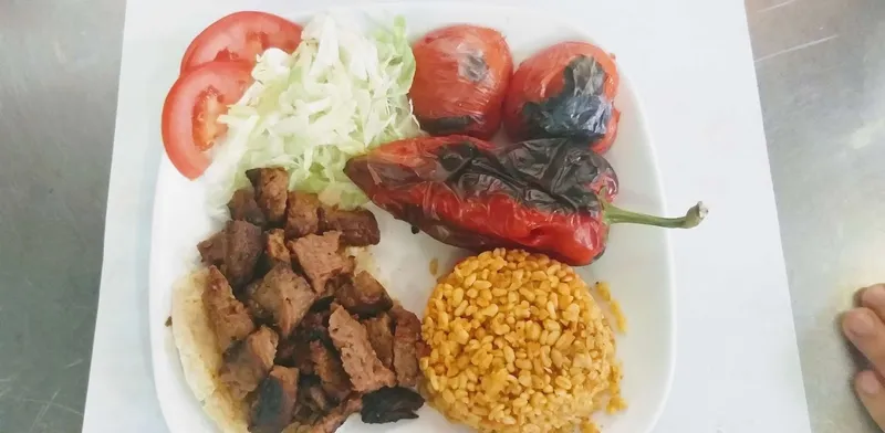 Öz Fırat 3 pide lahmacun kebab salonu