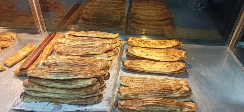 Samanyolu Pide Börek Salonu